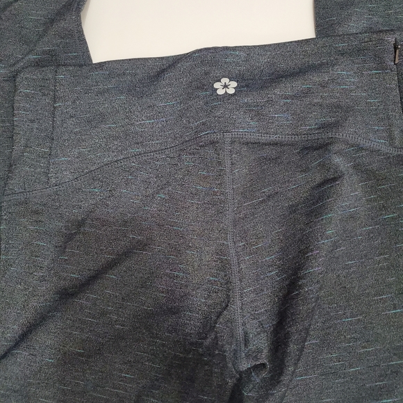 3 x Tuff Athletics 7/8 Leggings - Picture 3 of 8